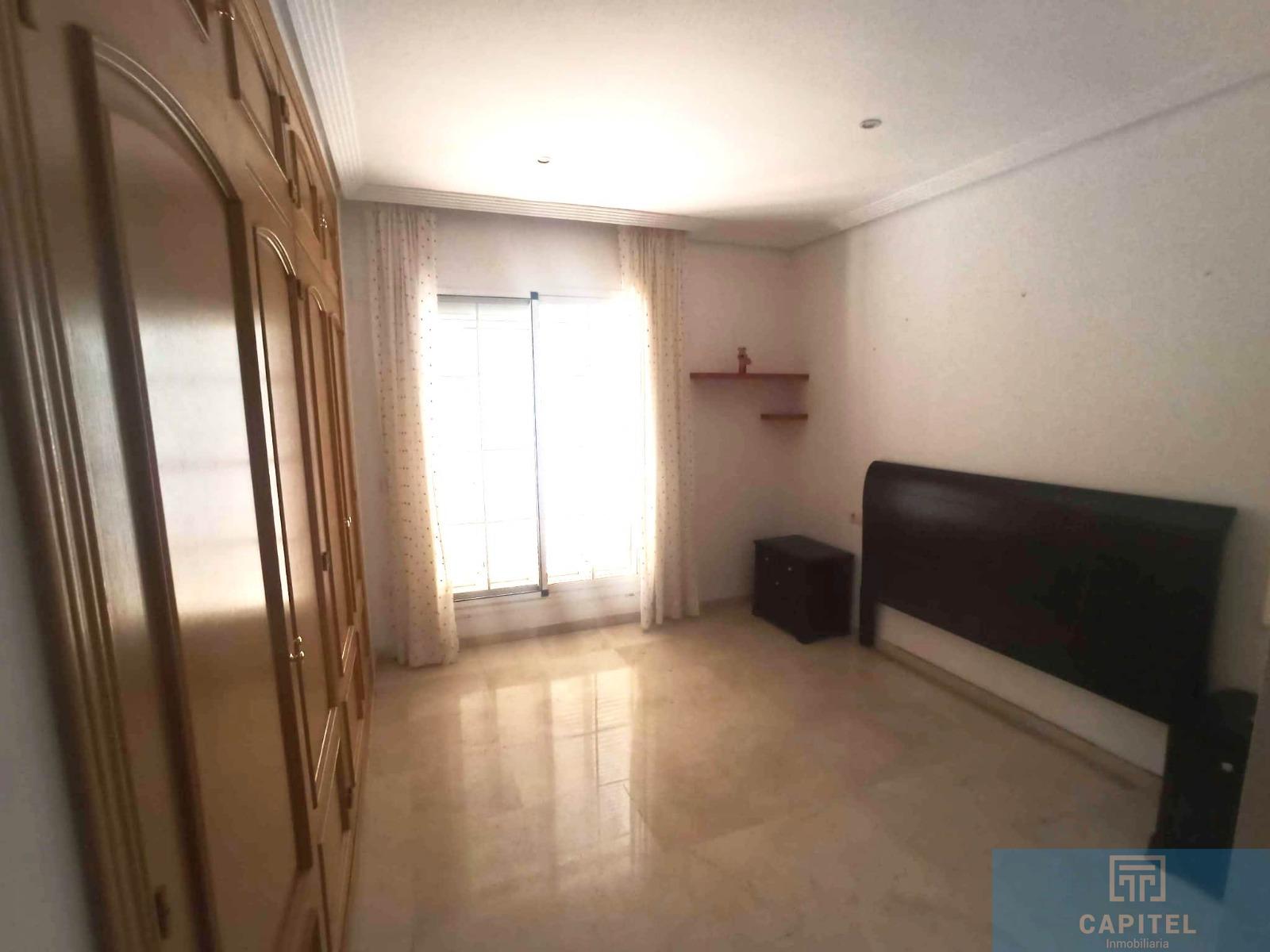 For sale of chalet in Córdoba