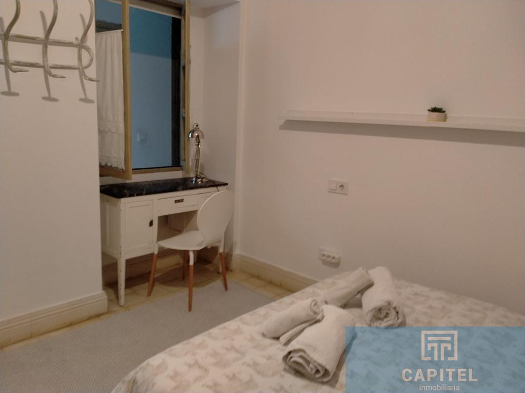 For sale of flat in Córdoba