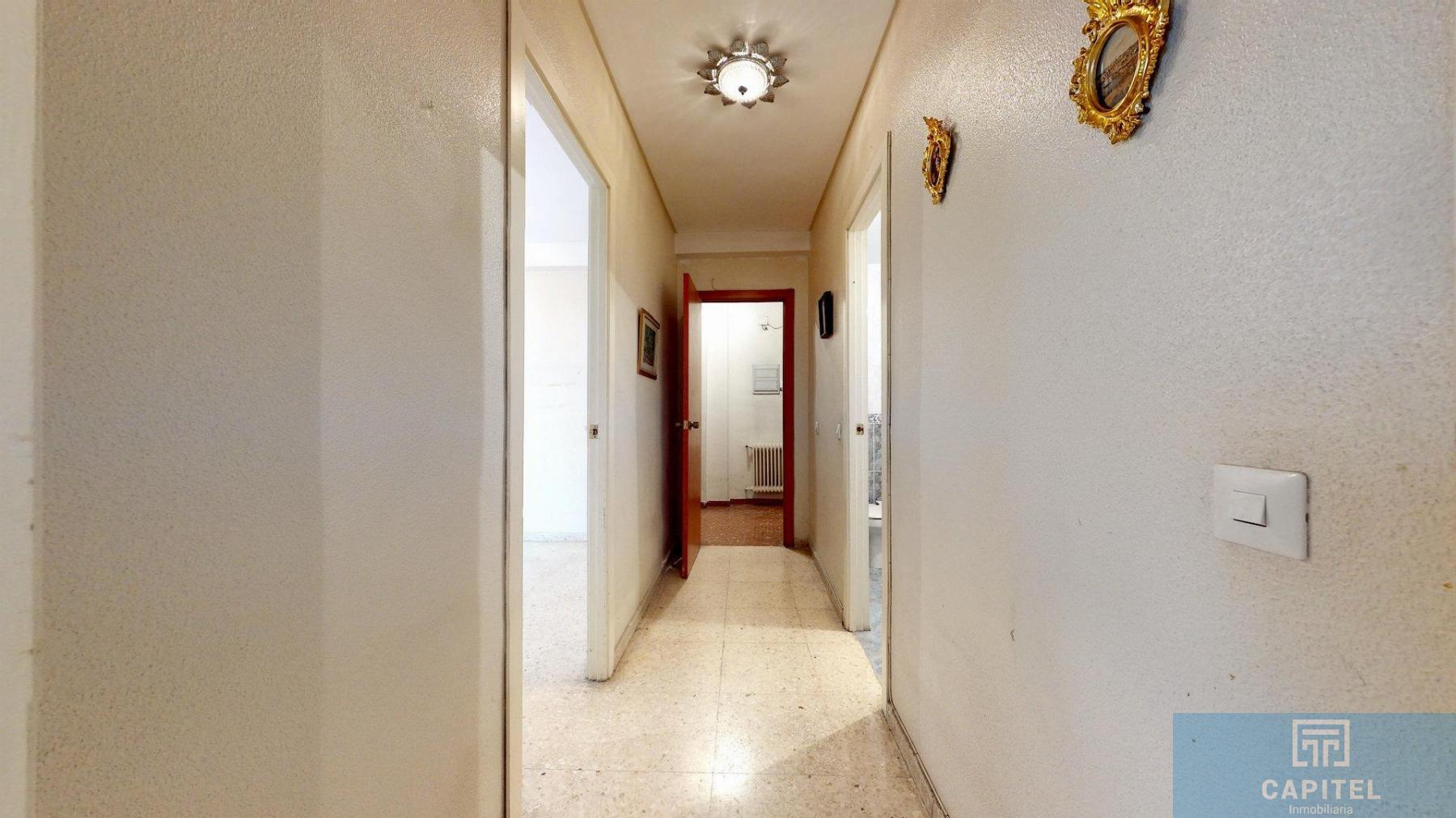 For sale of flat in Córdoba