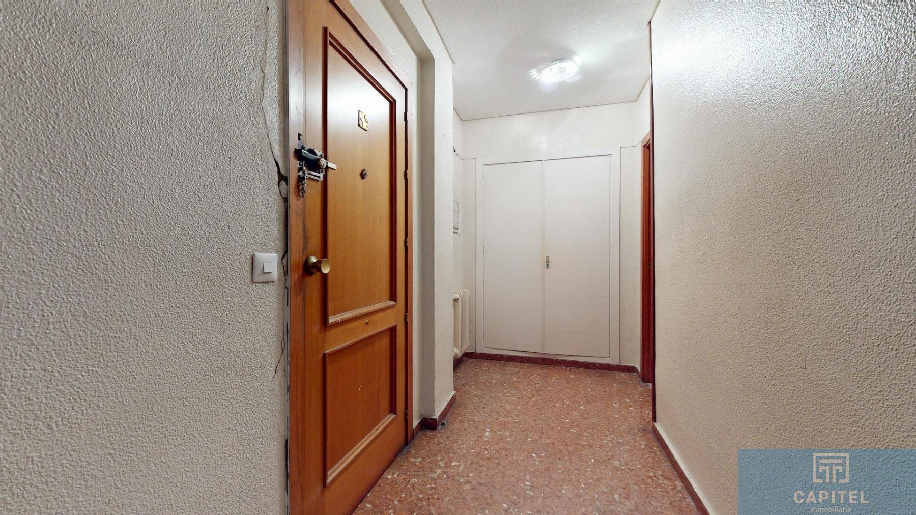 For sale of flat in Córdoba