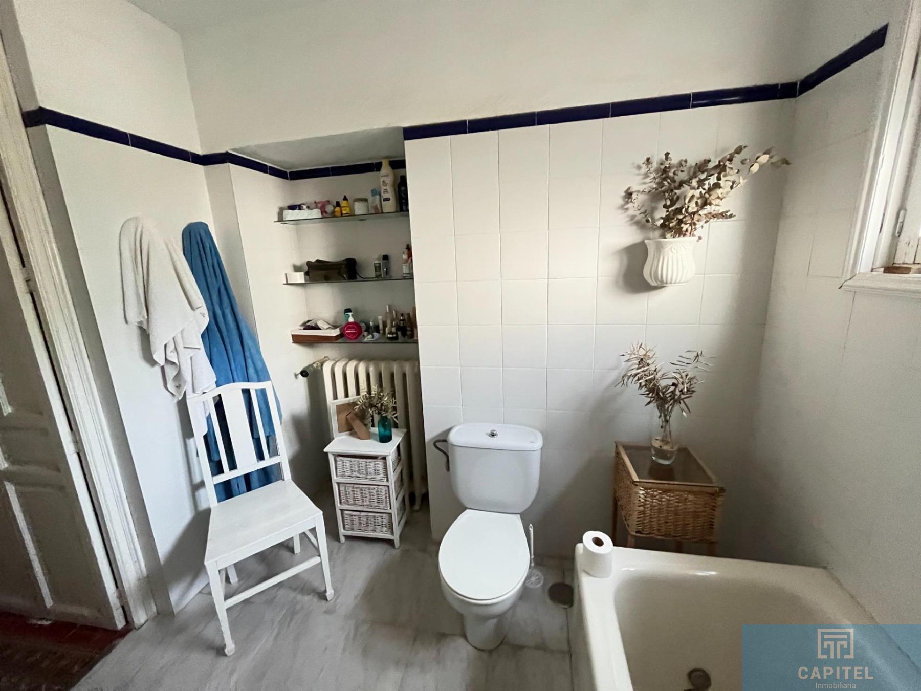 For sale of chalet in Córdoba
