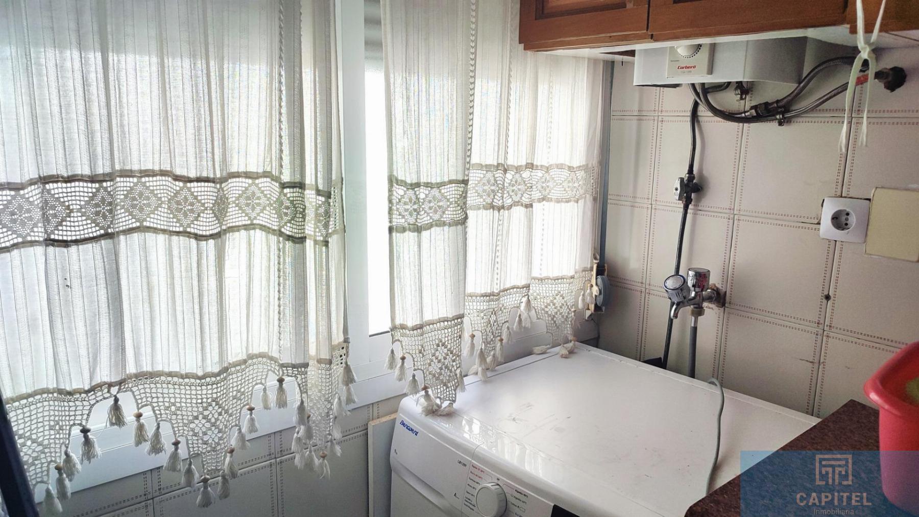 For sale of flat in Córdoba