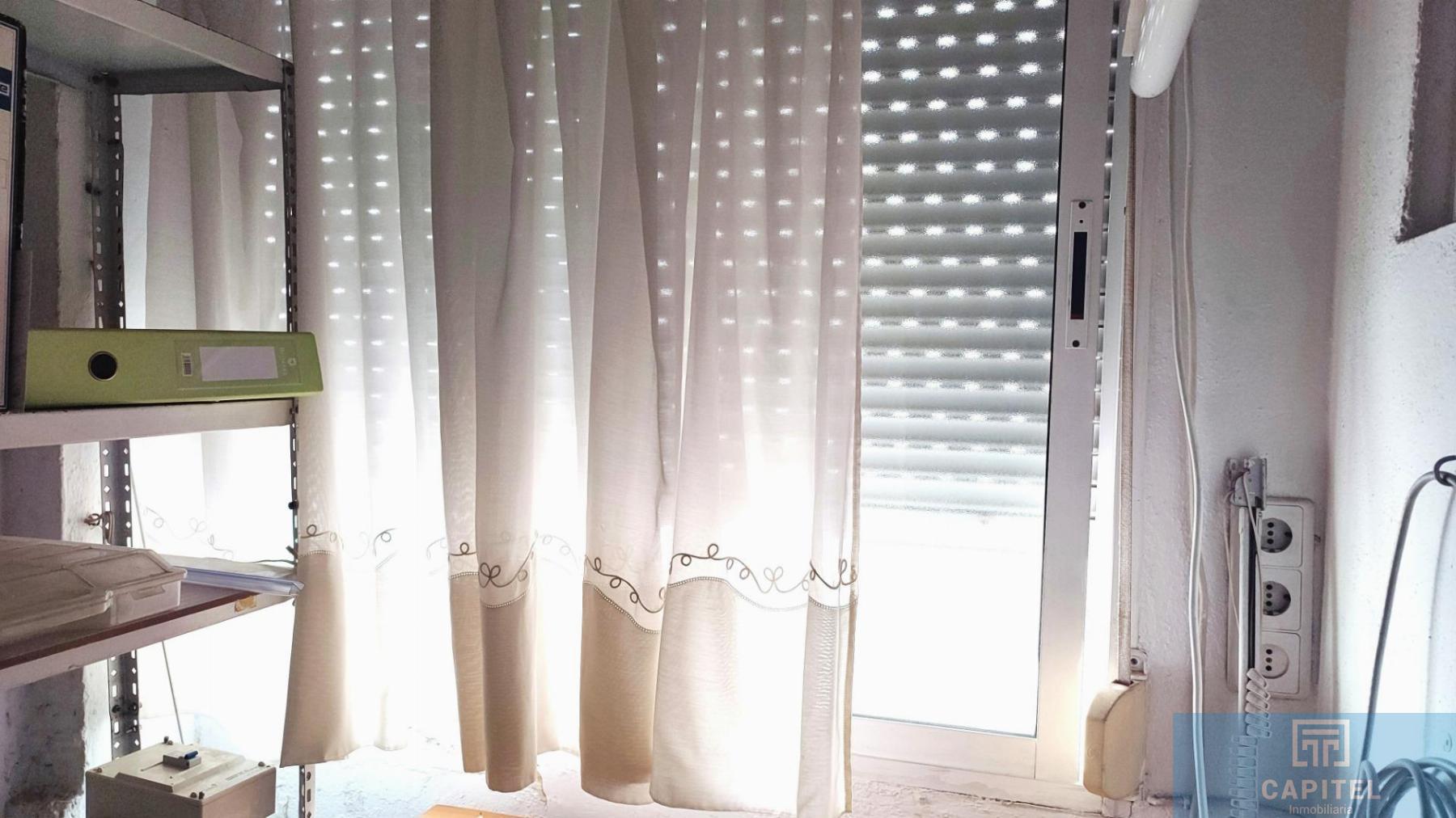 For sale of flat in Córdoba