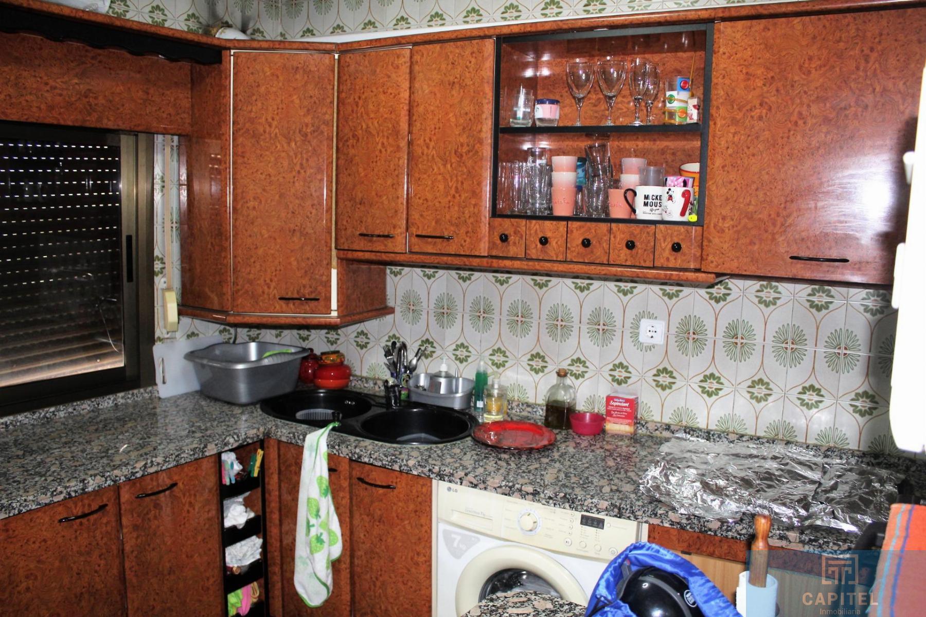 For sale of flat in Córdoba