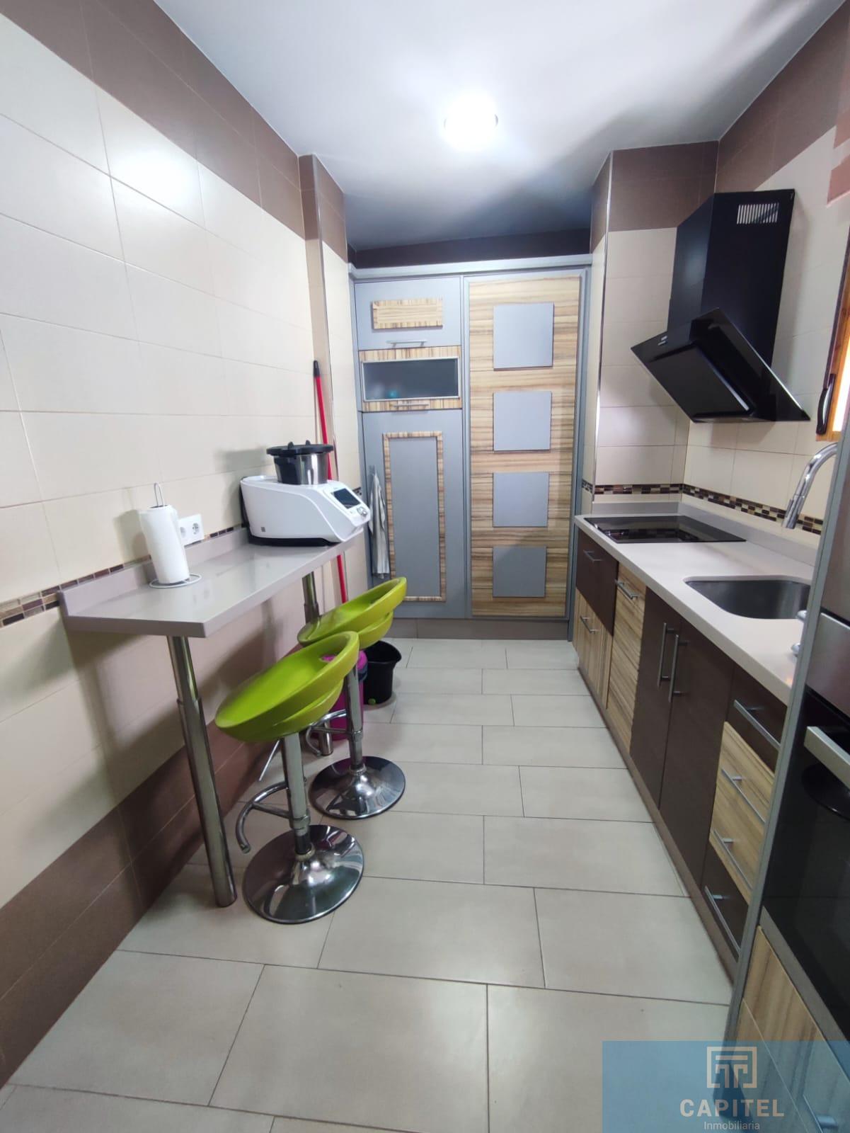 For sale of flat in Córdoba