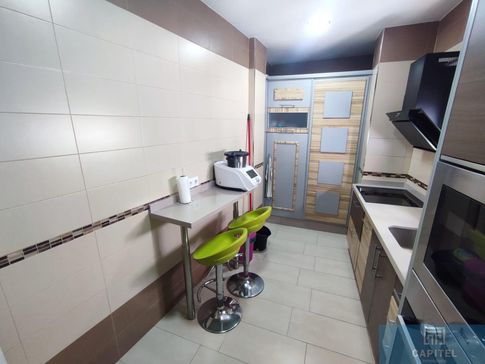 For sale of flat in Córdoba