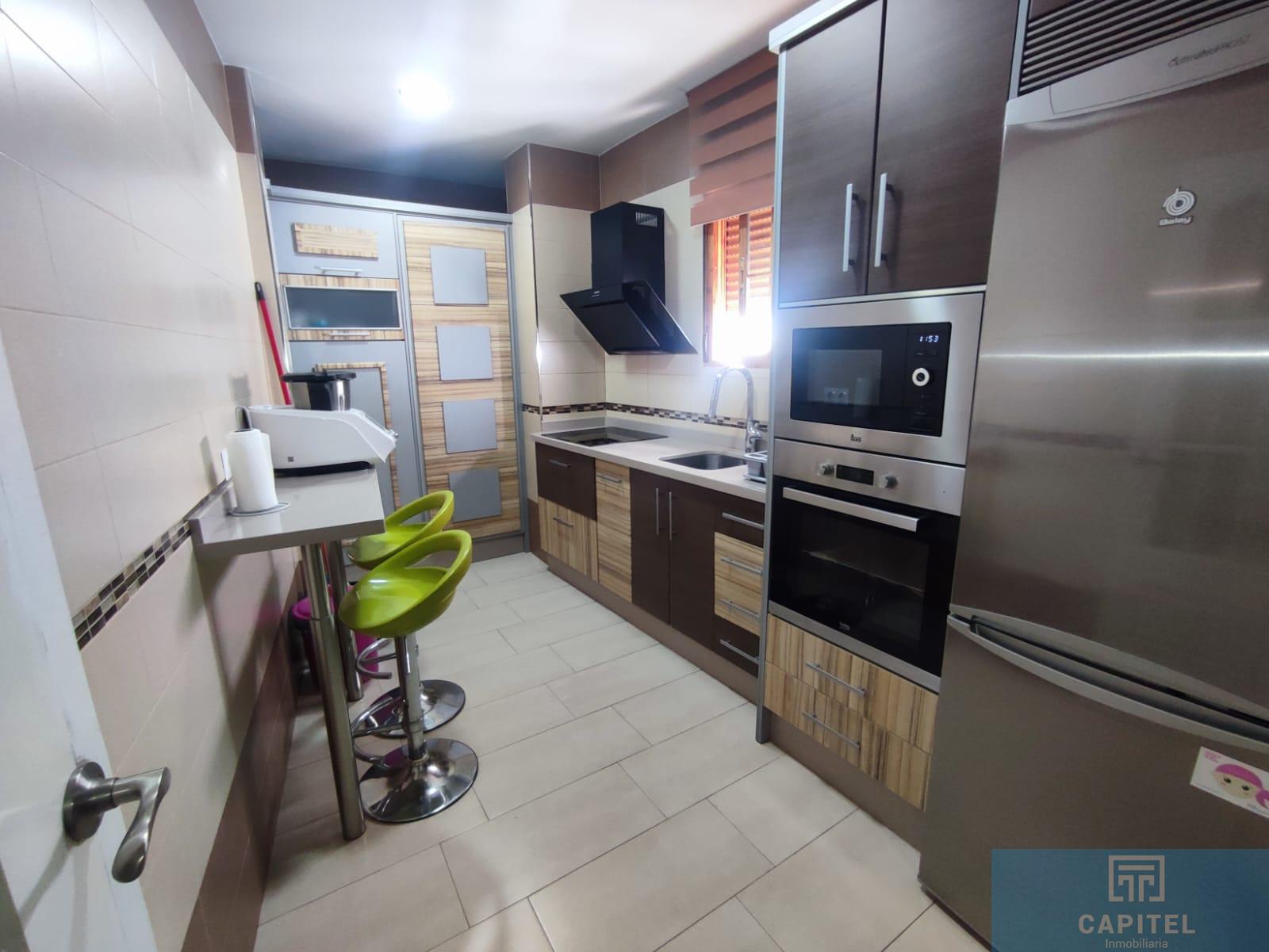 For sale of flat in Córdoba