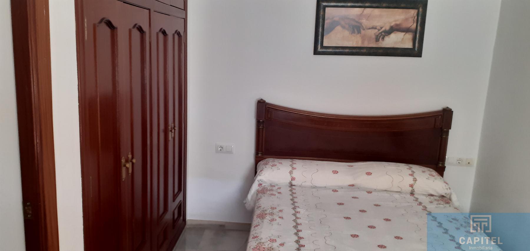 For sale of flat in Córdoba