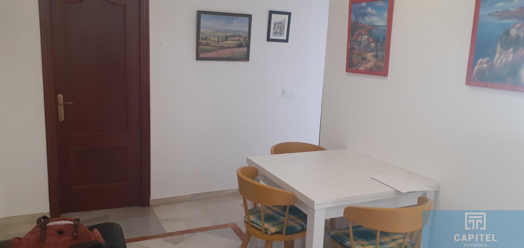 For sale of flat in Córdoba