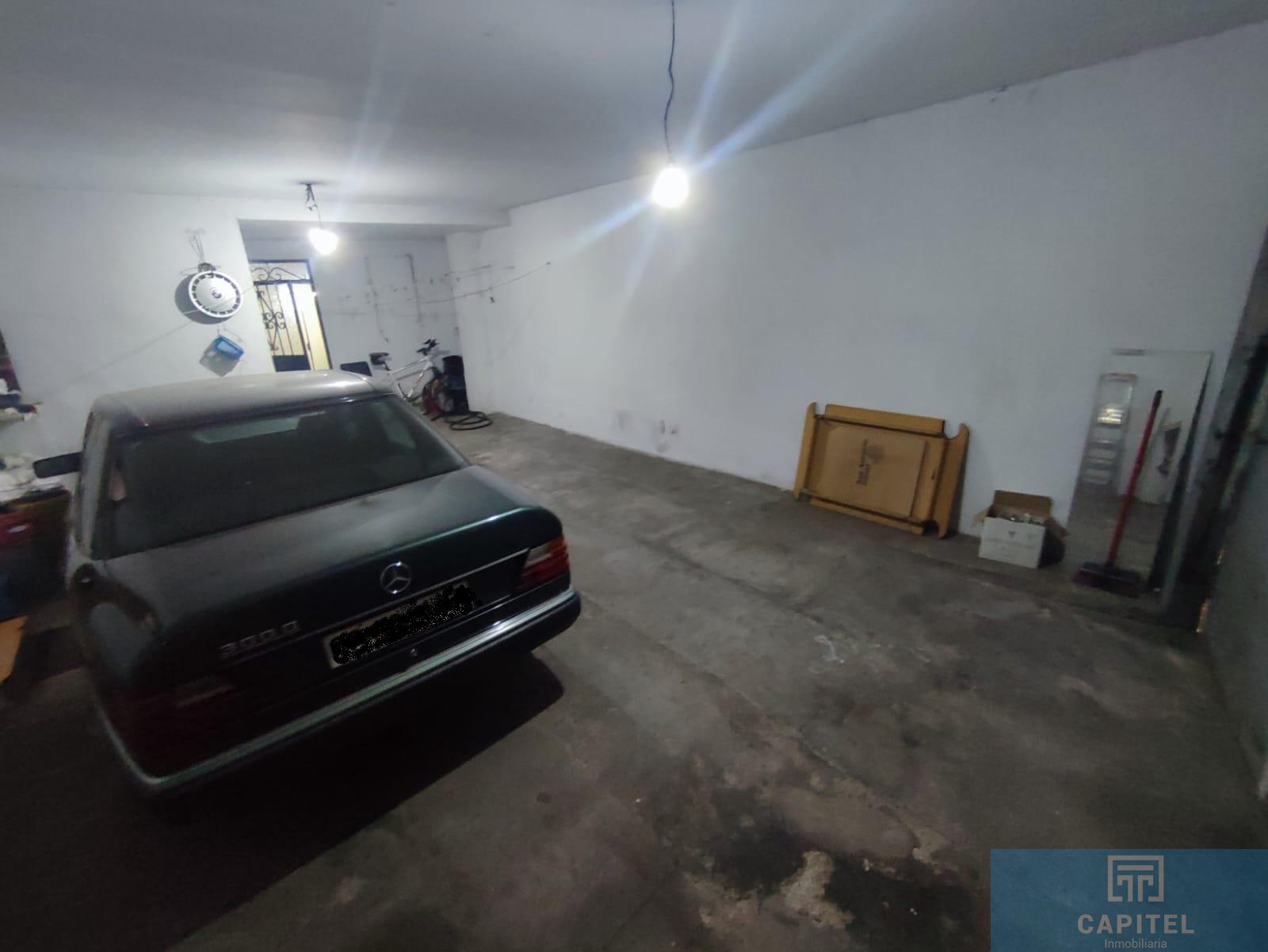 For sale of flat in Córdoba