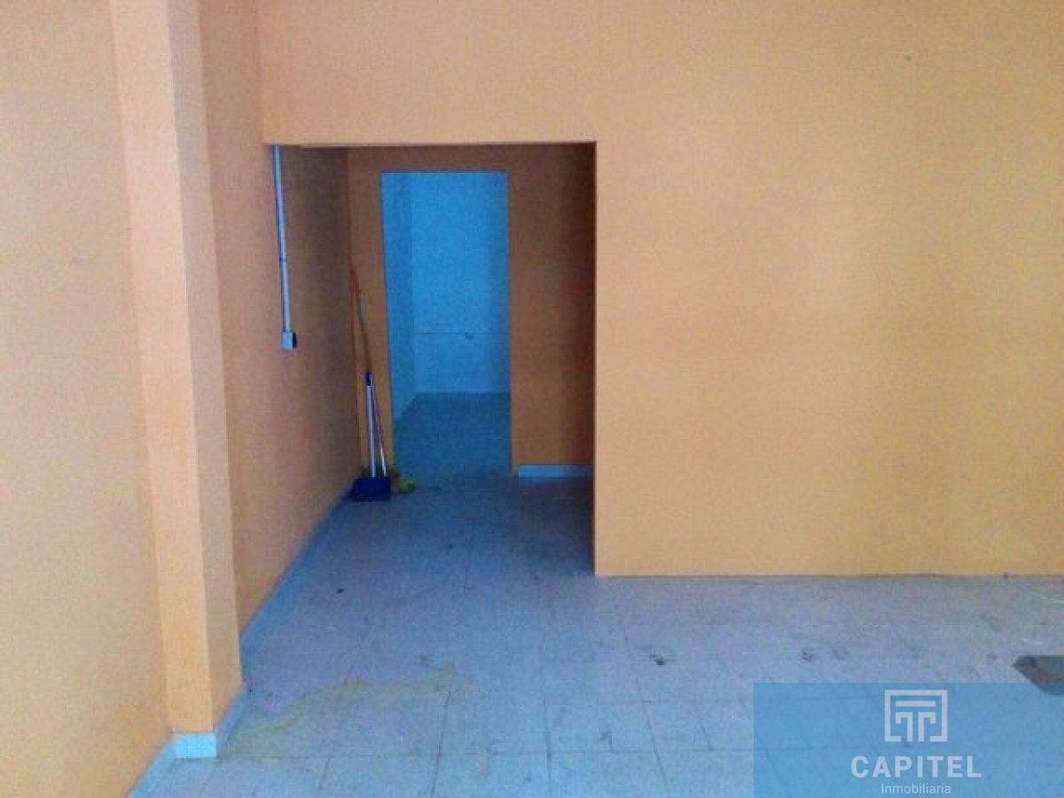 For rent of commercial in Córdoba