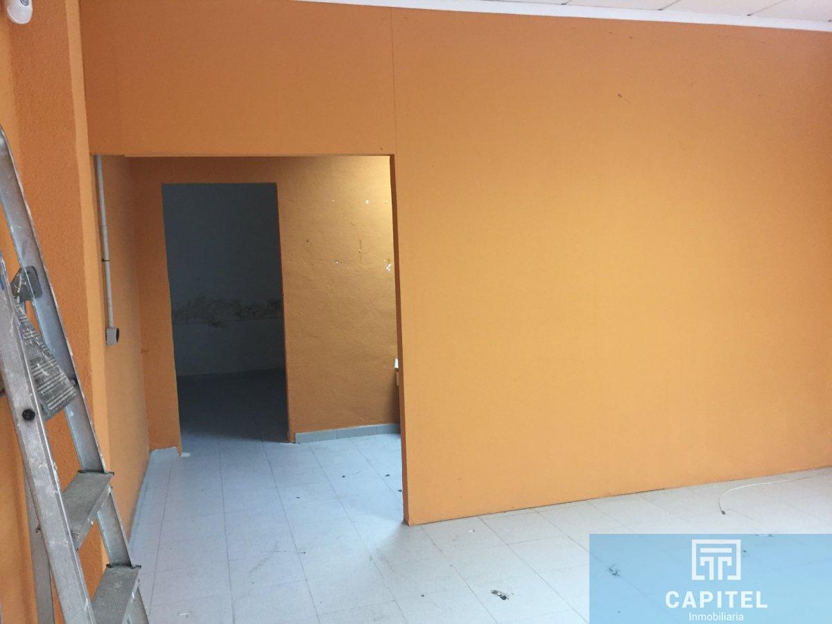 For rent of commercial in Córdoba
