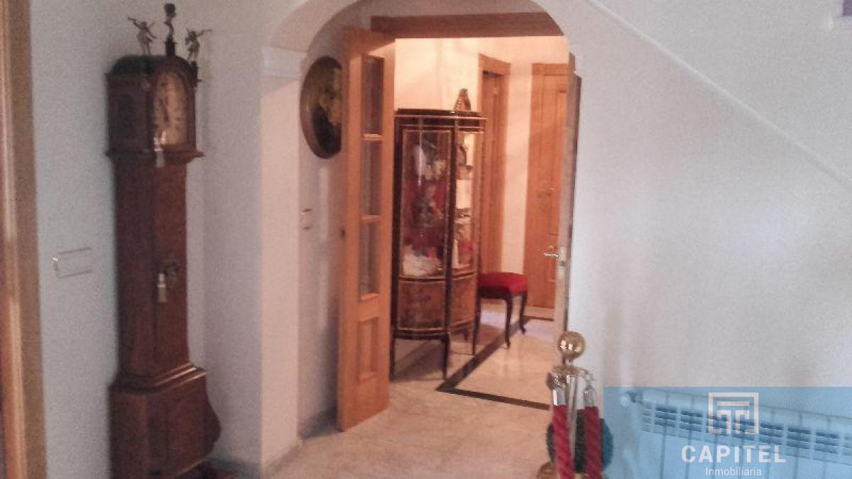 For sale of chalet in Córdoba