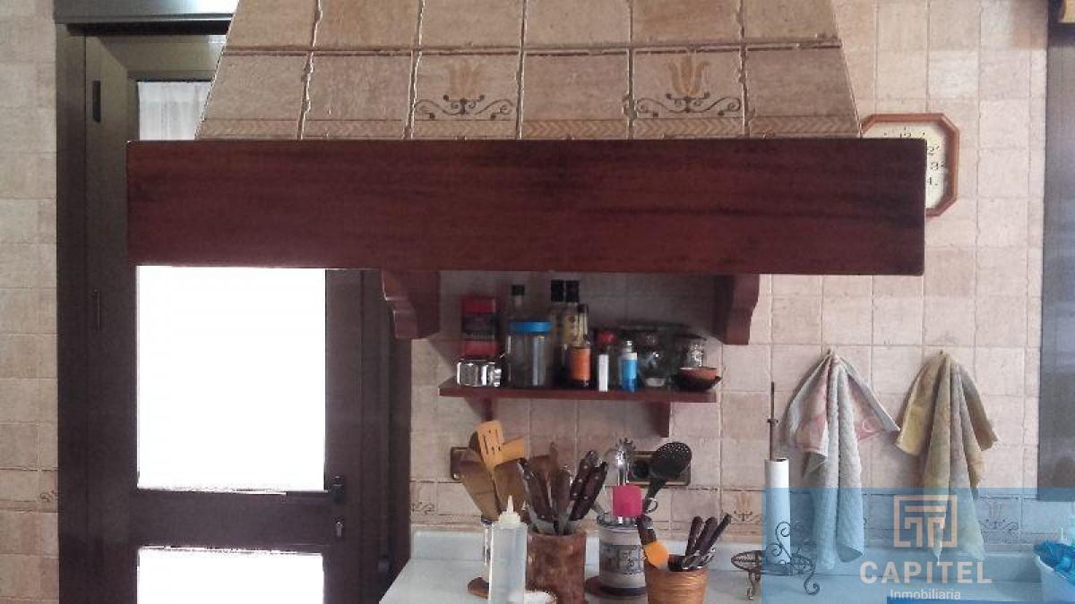 For sale of chalet in Córdoba