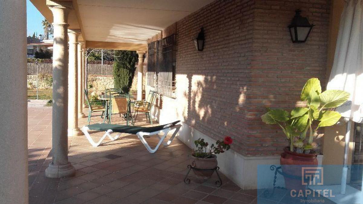 For sale of chalet in Córdoba