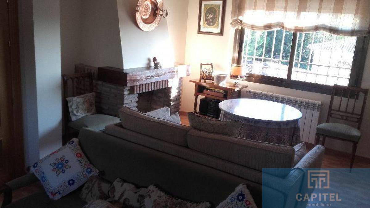 For sale of chalet in Córdoba