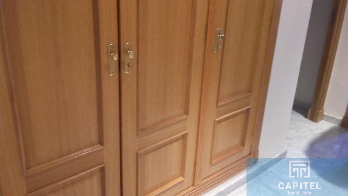 For sale of chalet in Córdoba