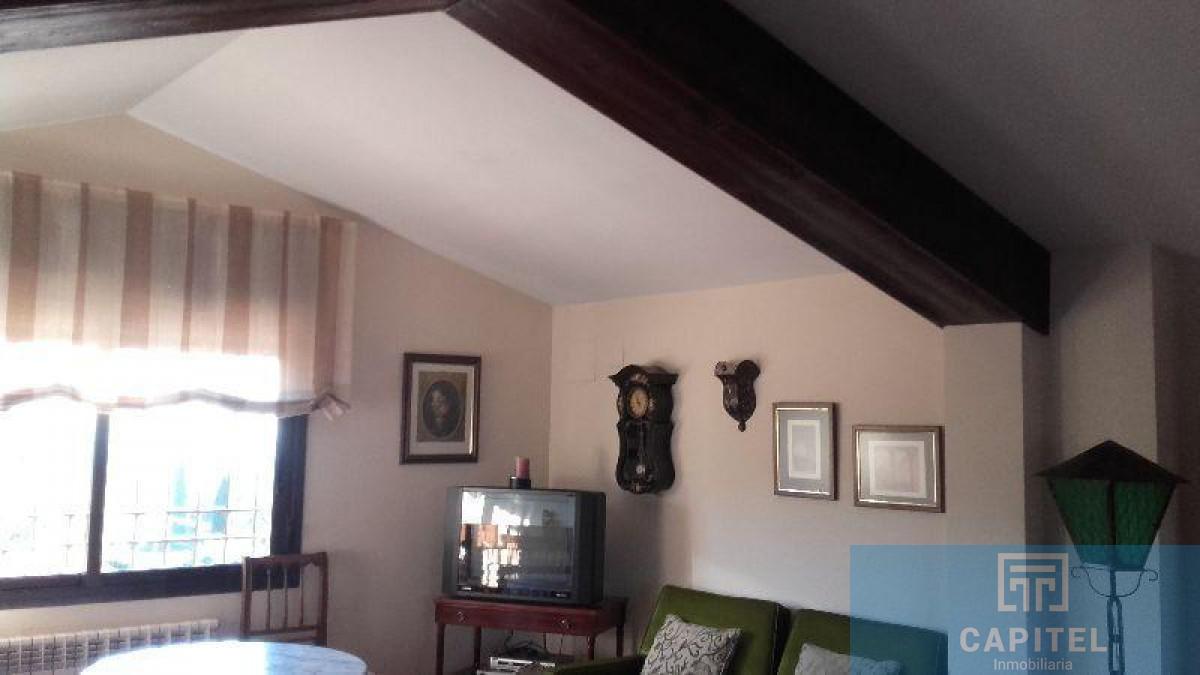 For sale of chalet in Córdoba