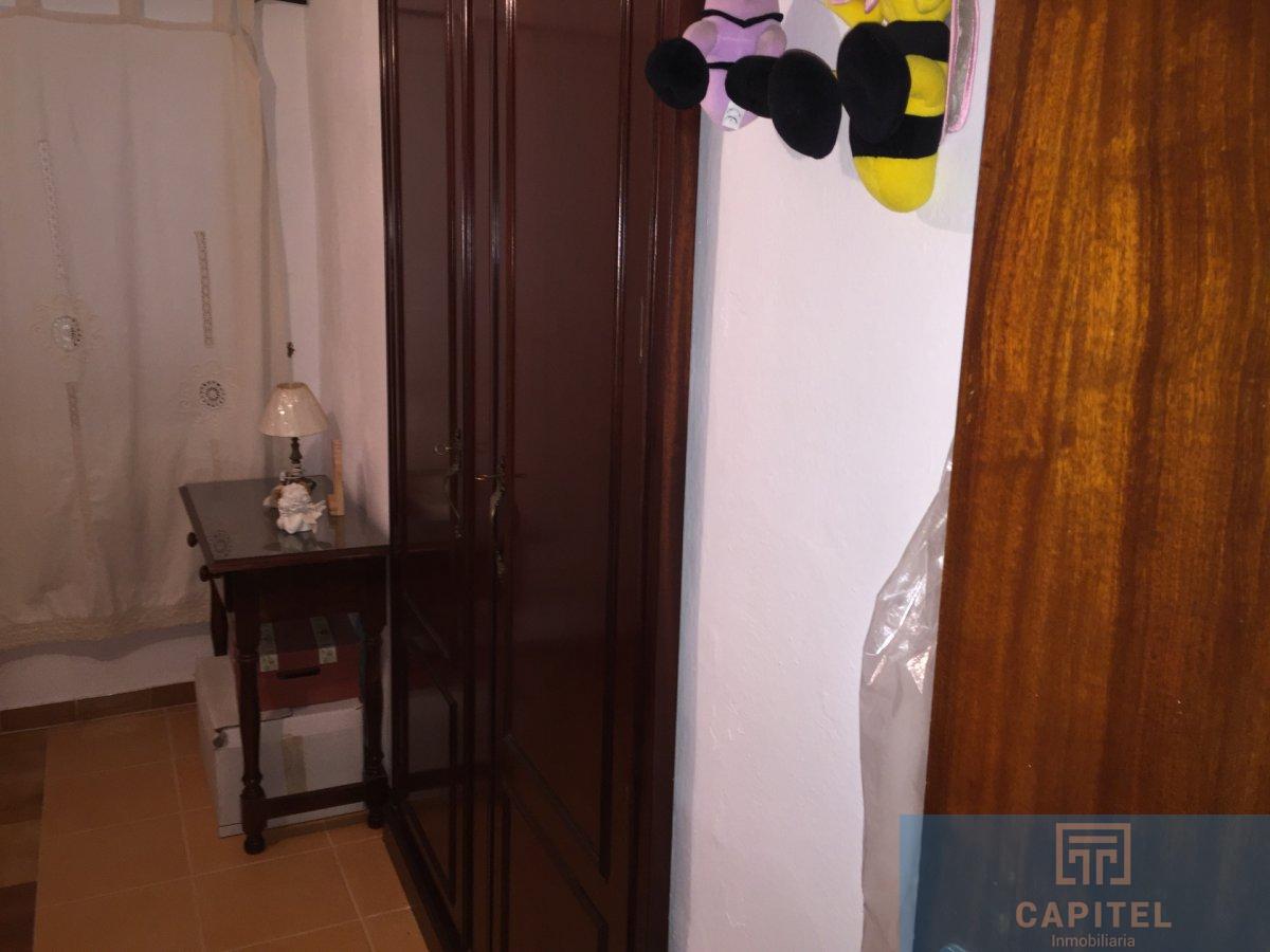 For sale of house in Córdoba