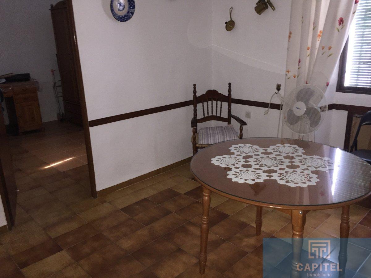 For sale of house in Córdoba