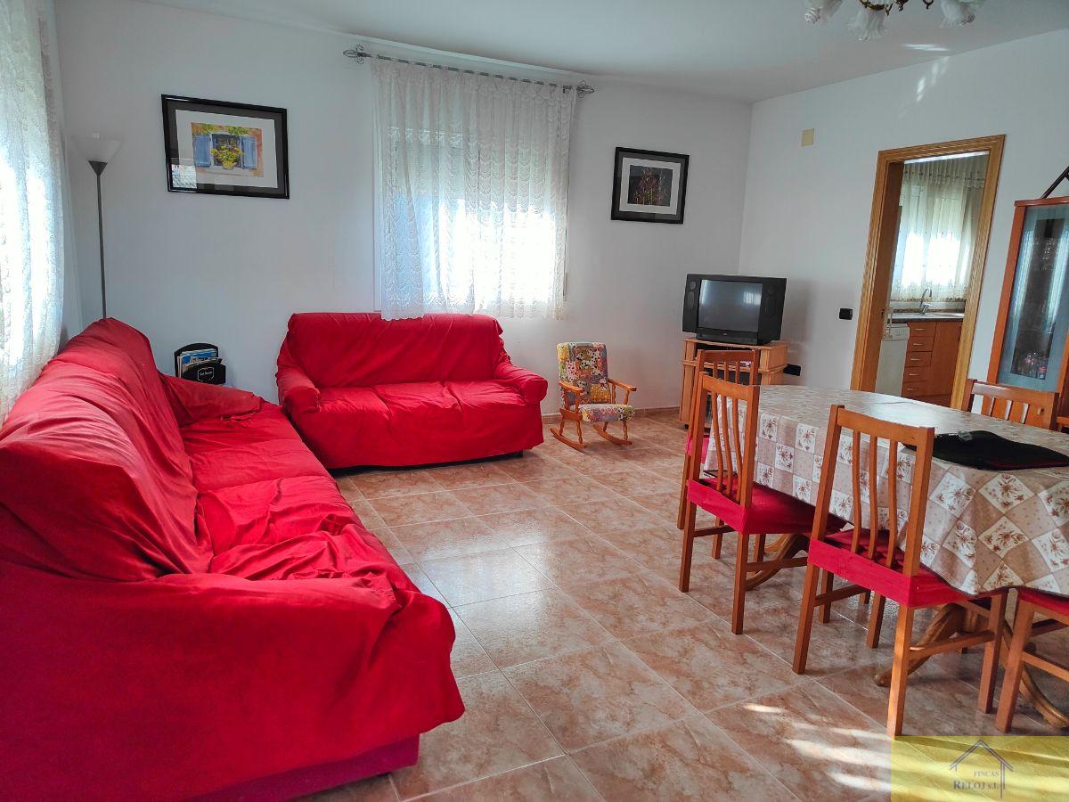 For sale of house in Riudarenes