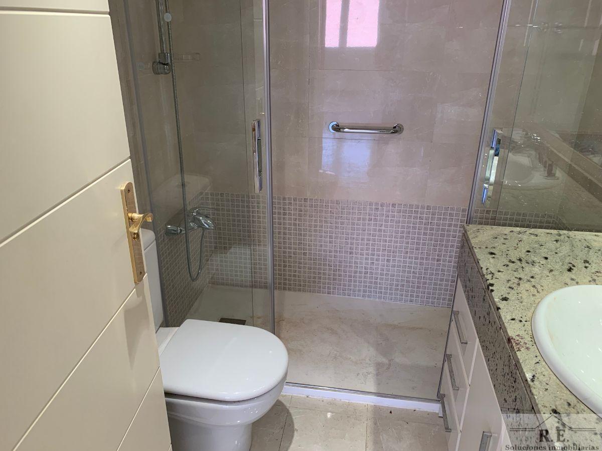 For rent of duplex in Madrid