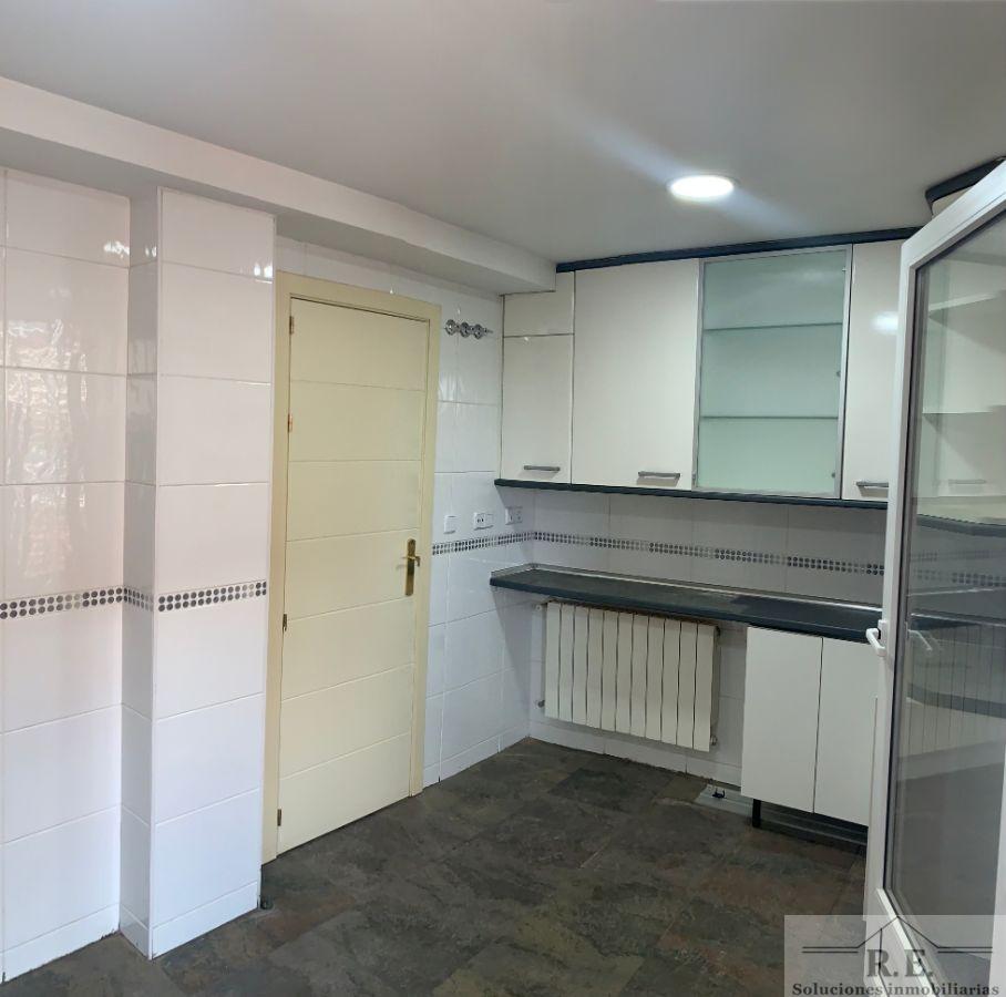 For rent of duplex in Madrid