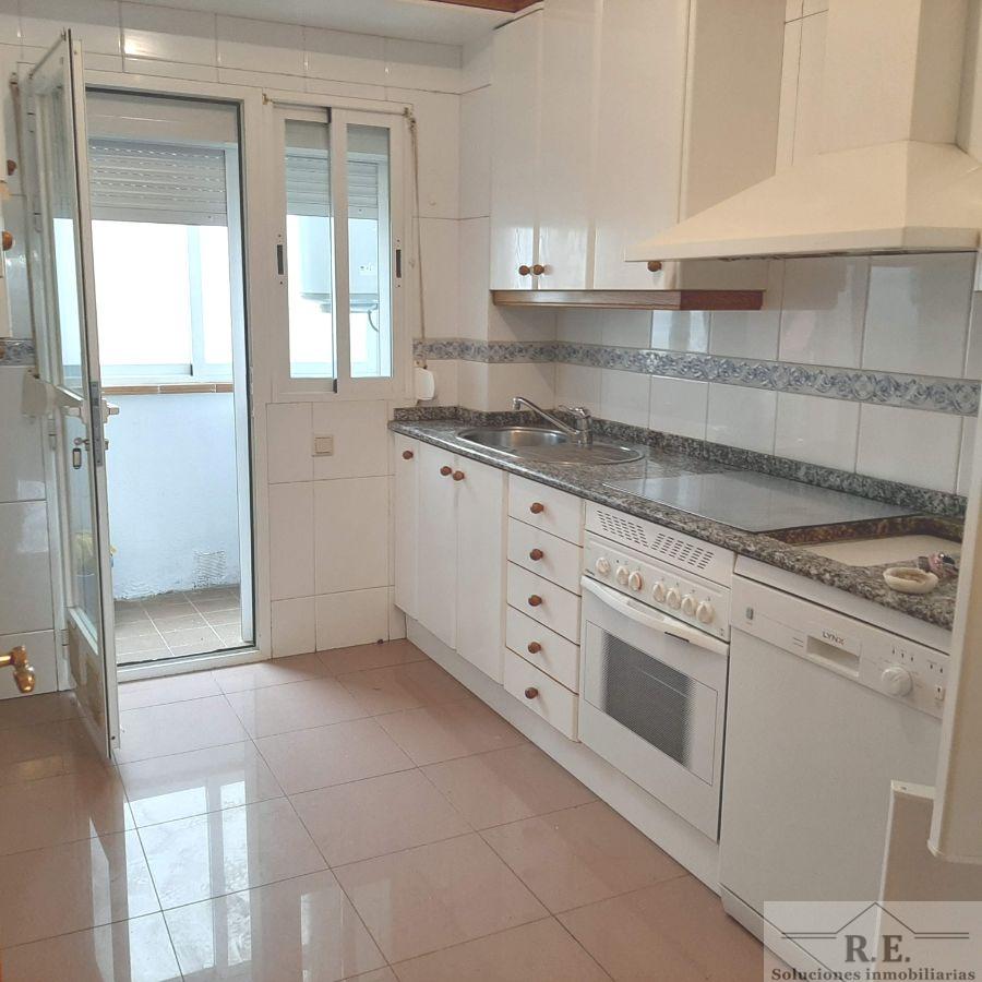 For sale of apartment in Torrijos