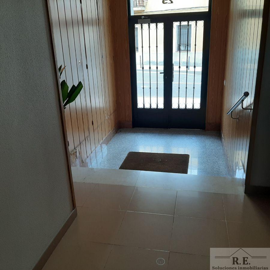 For sale of apartment in Torrijos