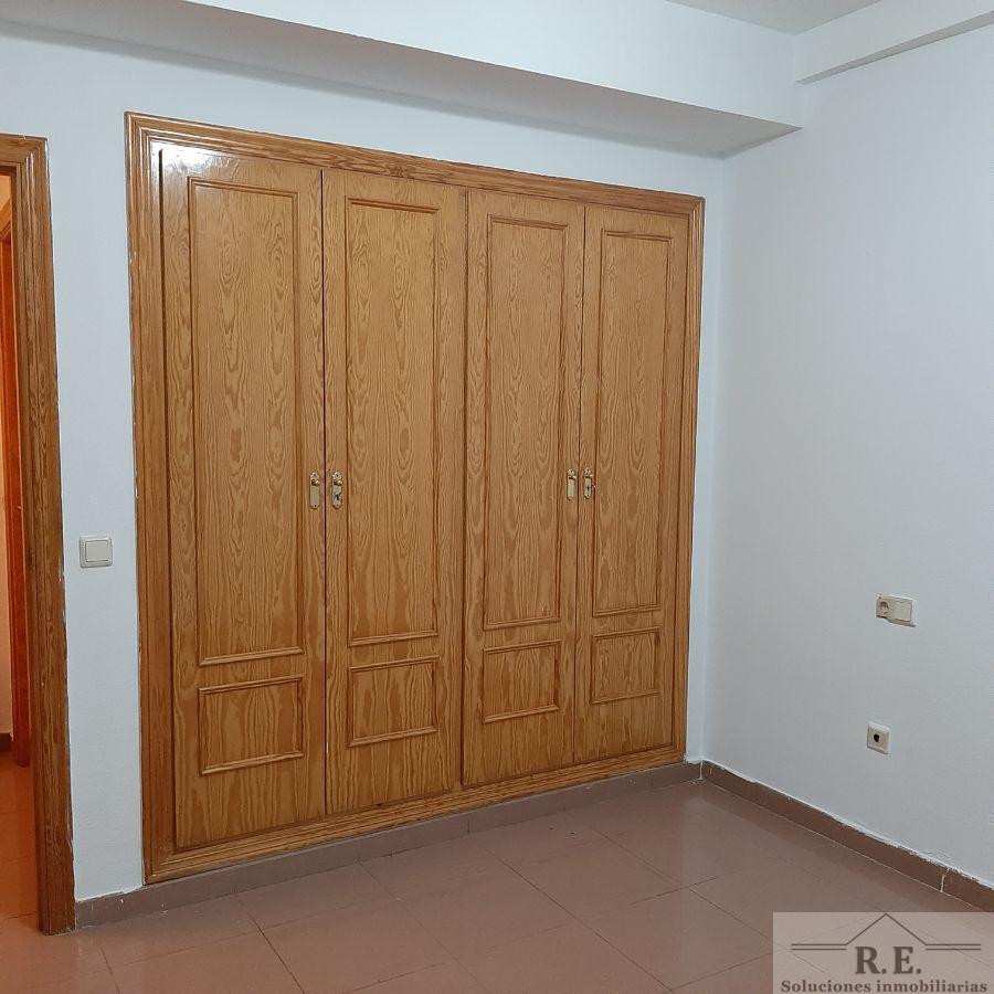 For sale of apartment in Torrijos