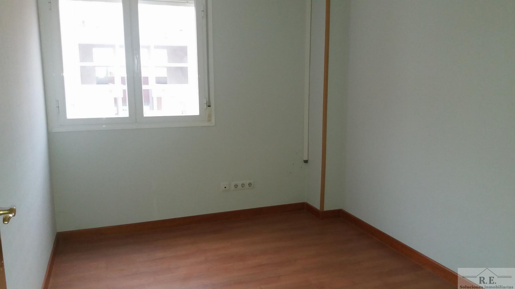 For rent of office in Madrid