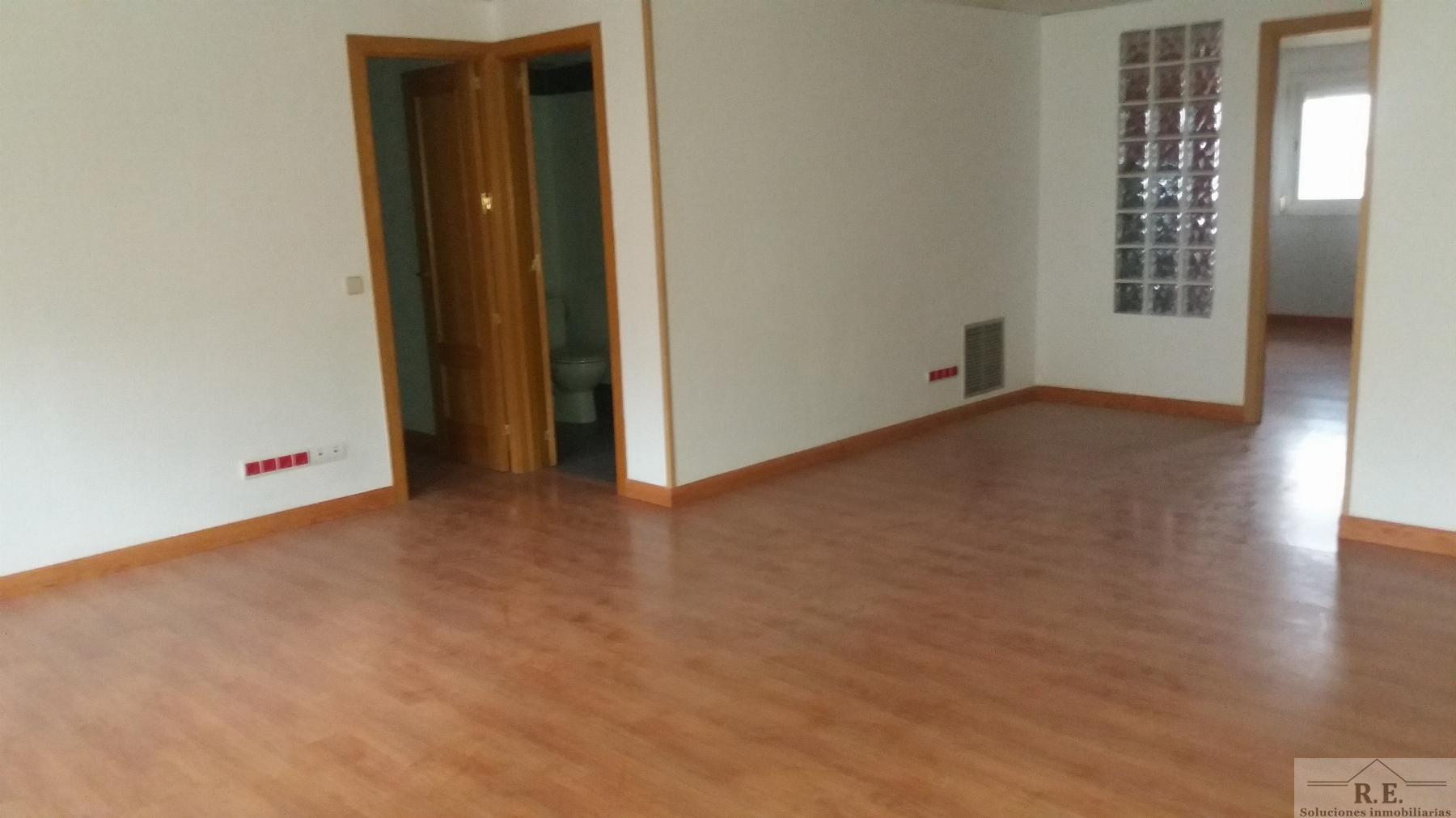 For rent of office in Madrid