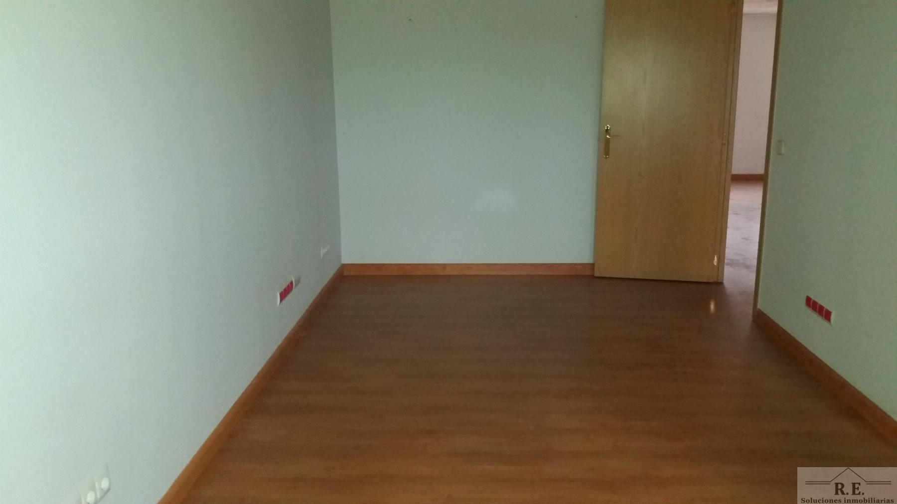 For rent of office in Madrid