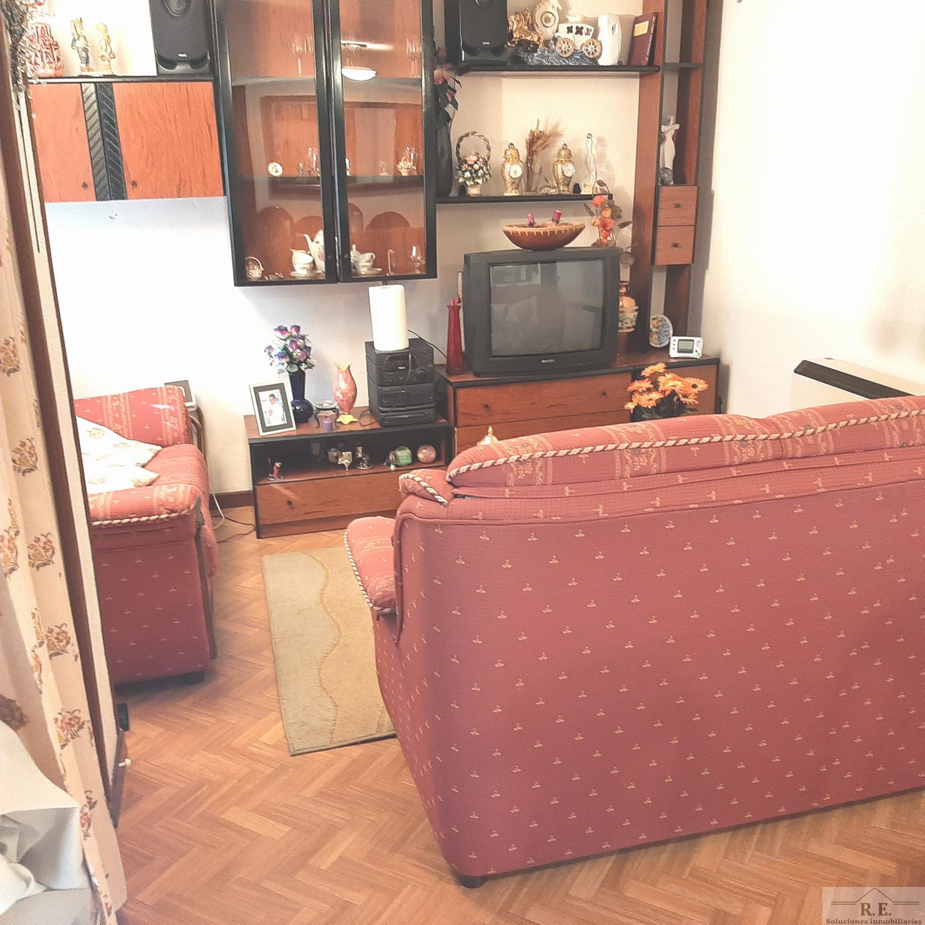 For sale of flat in Madrid