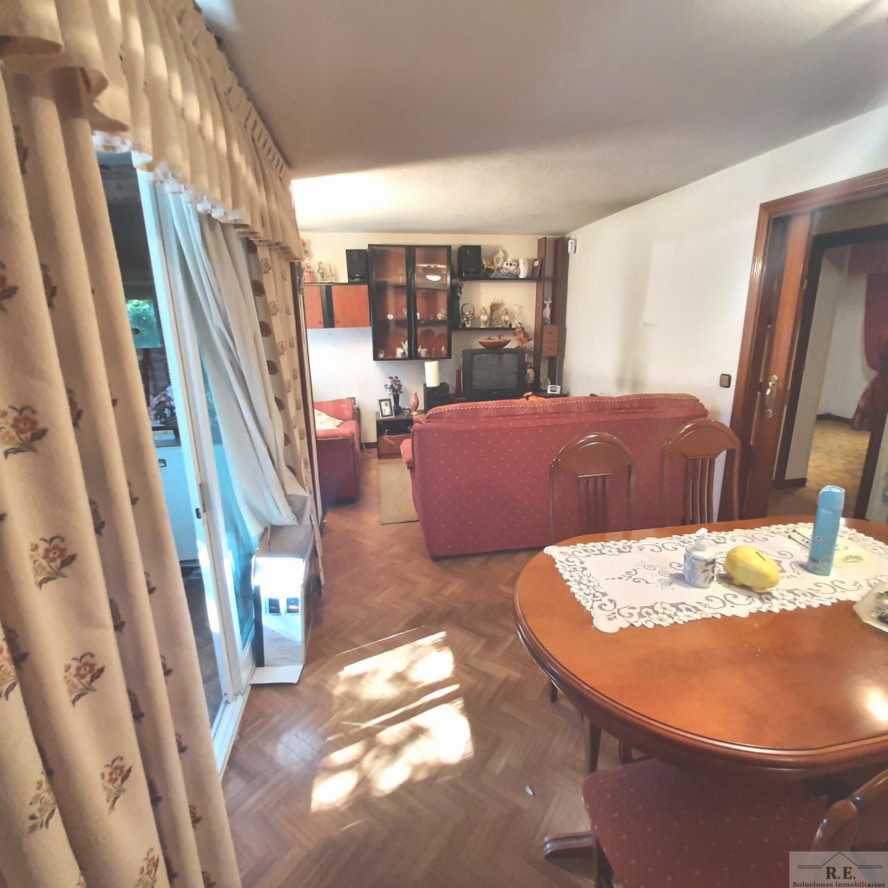 For sale of flat in Madrid