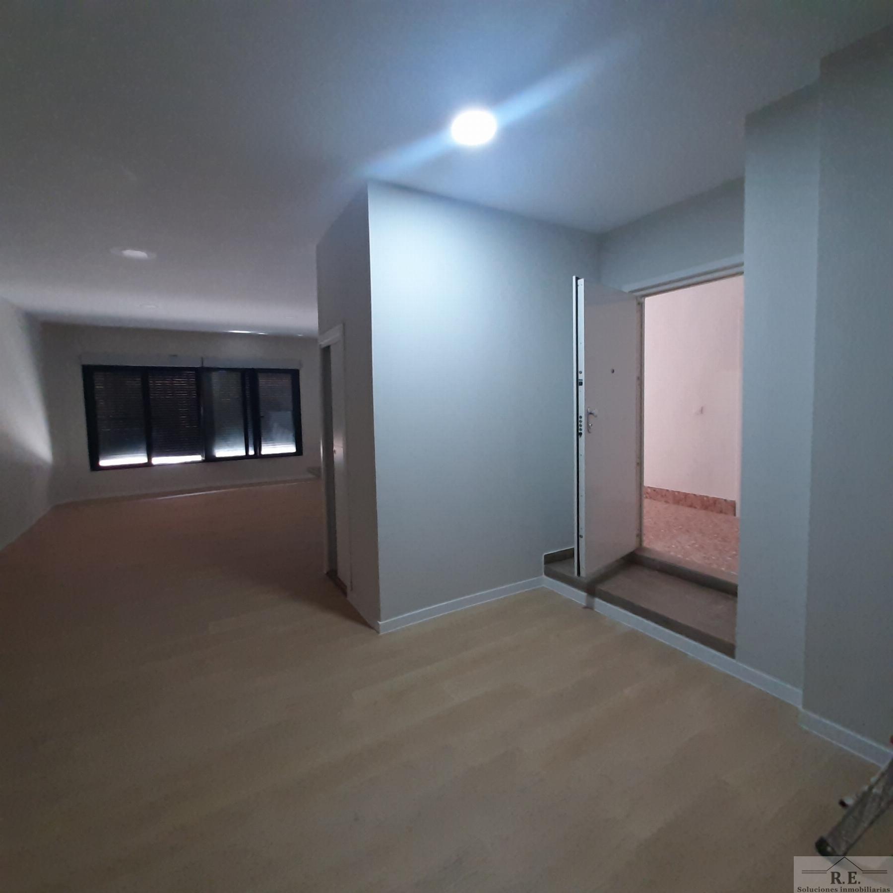 For sale of apartment in San Sebastián de los Reyes