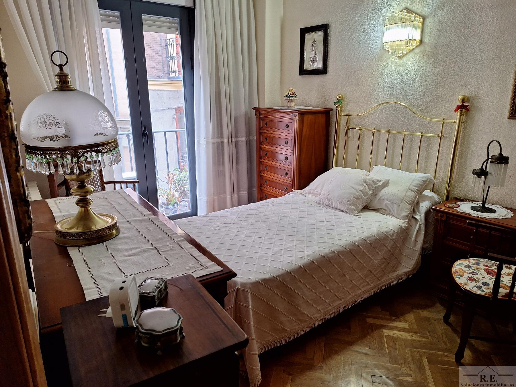 For sale of flat in Madrid