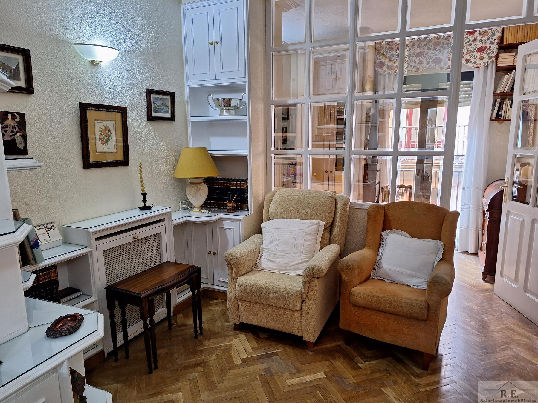 For sale of flat in Madrid