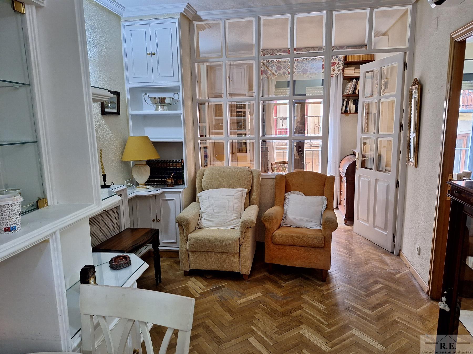 For sale of flat in Madrid