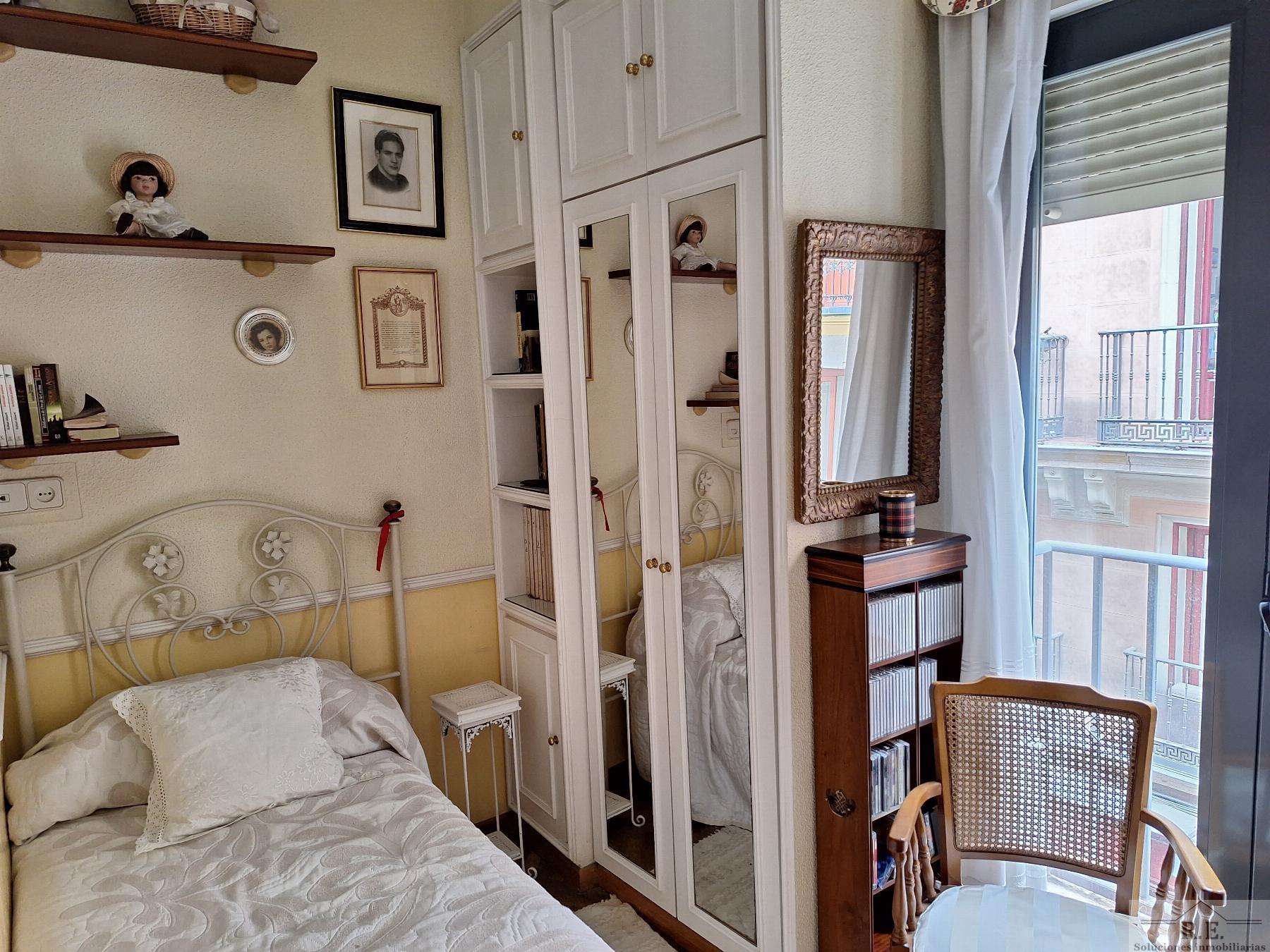 For sale of flat in Madrid