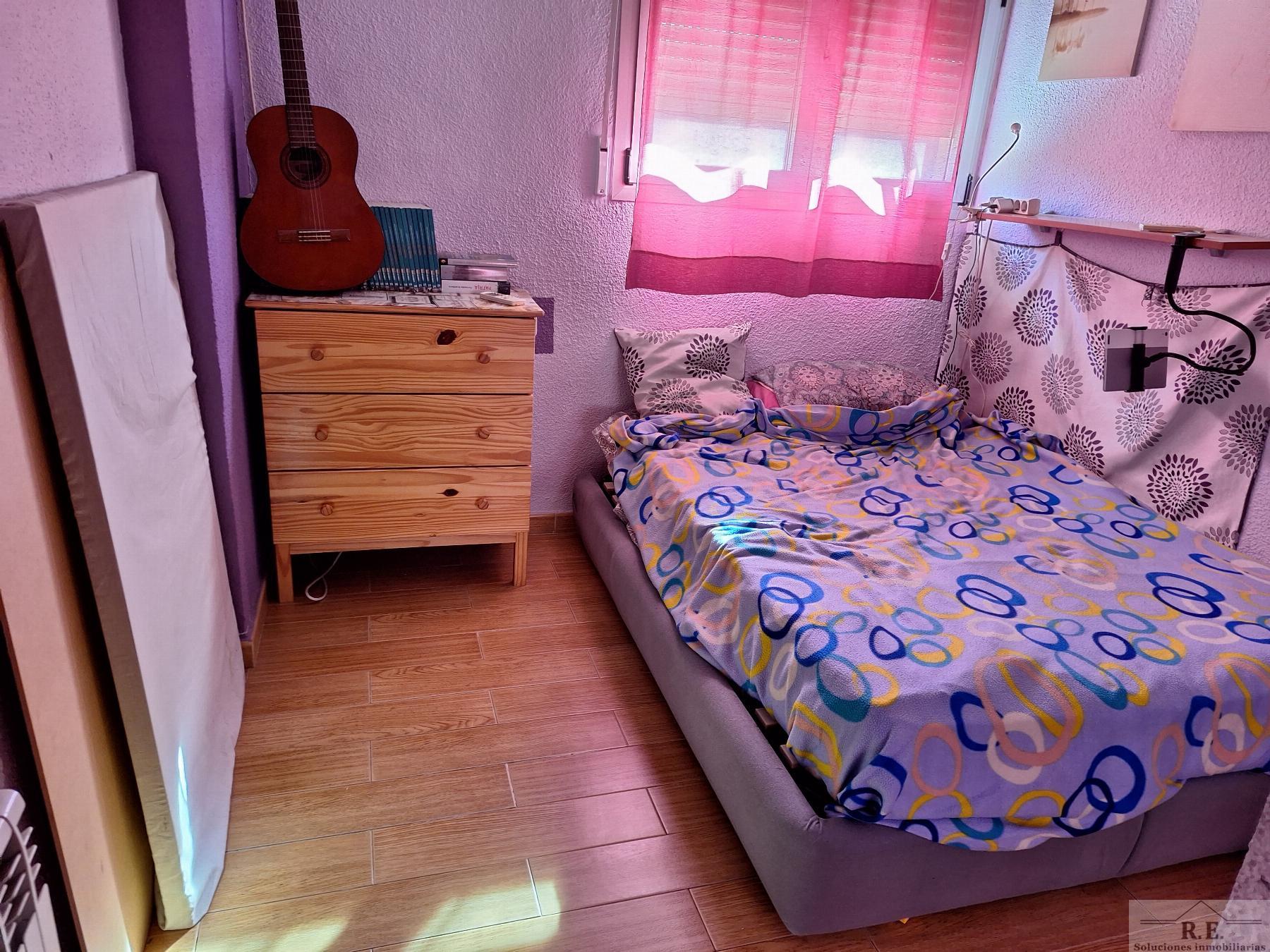 For sale of flat in Madrid