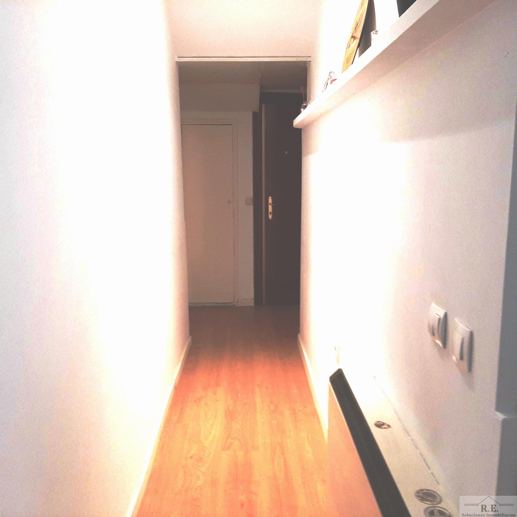 For sale of apartment in Madrid
