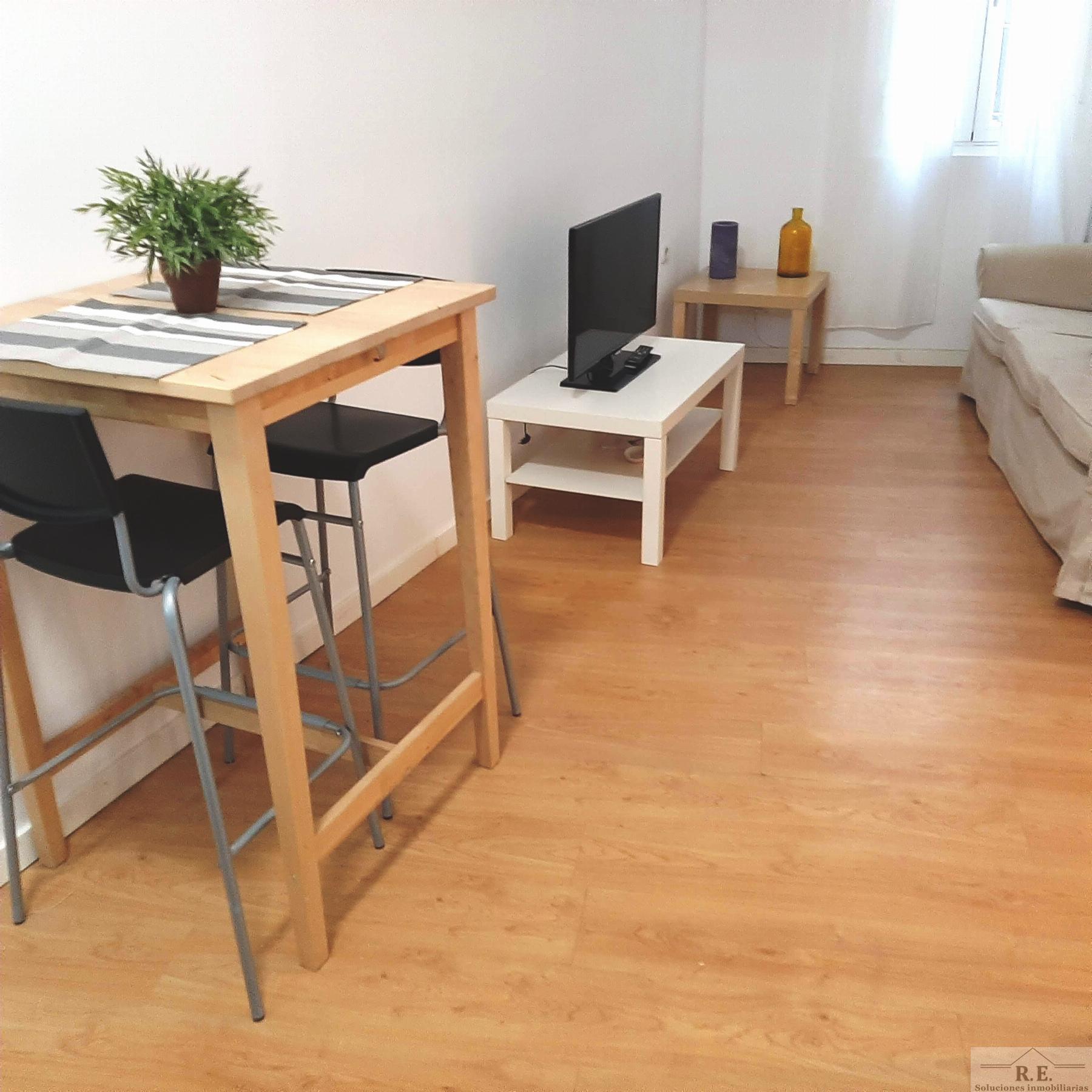 For sale of apartment in Madrid
