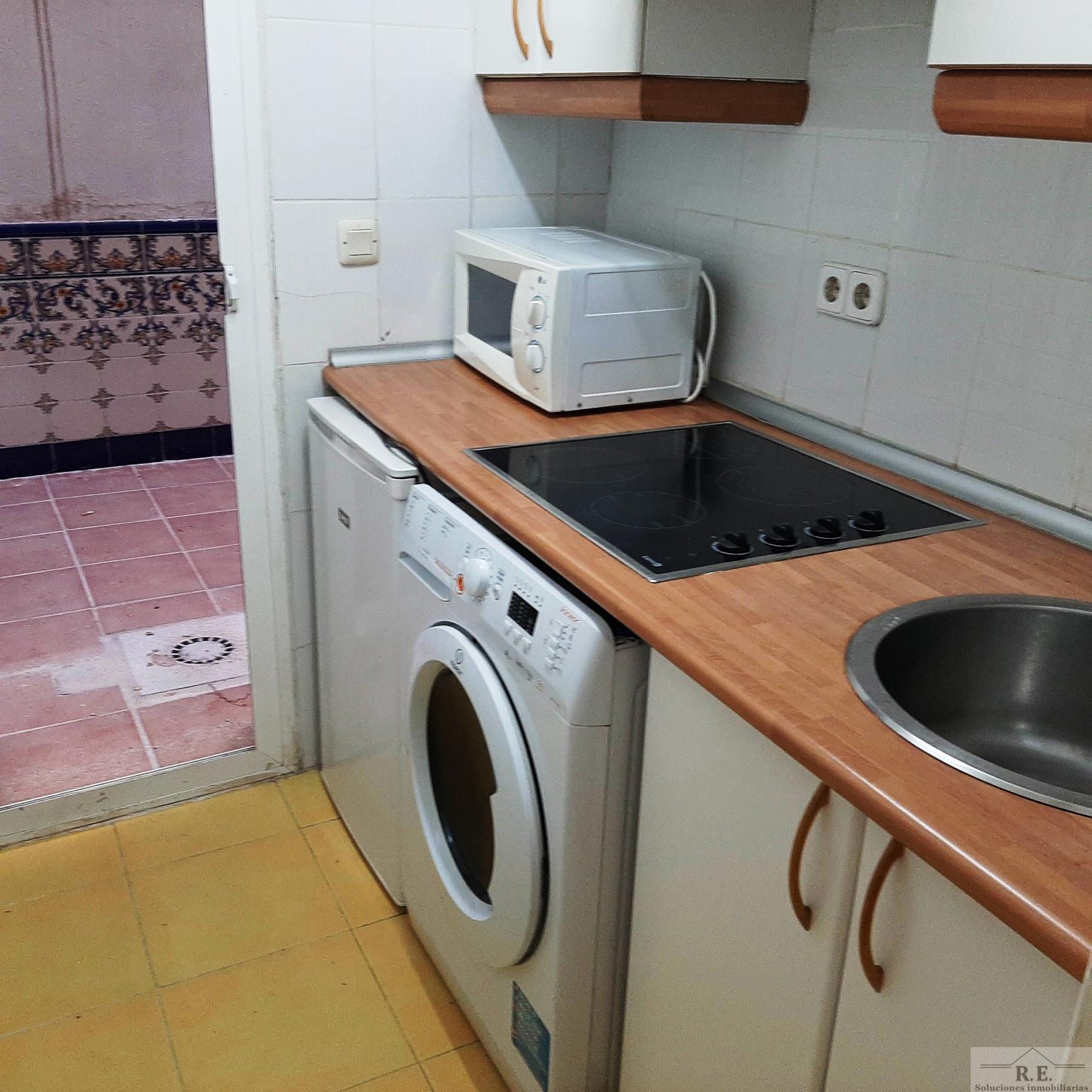 For sale of apartment in Madrid