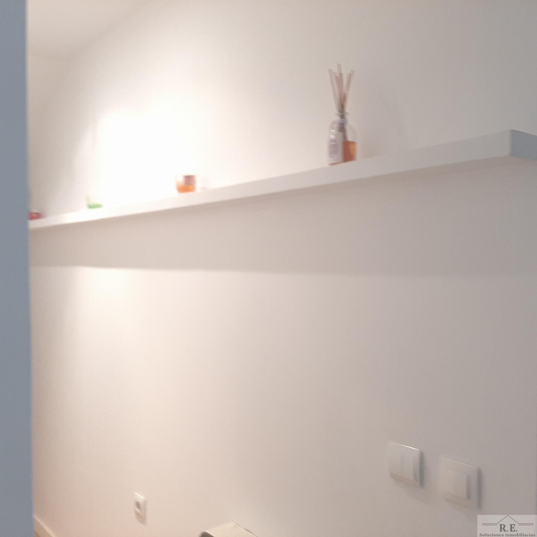 For sale of apartment in Madrid