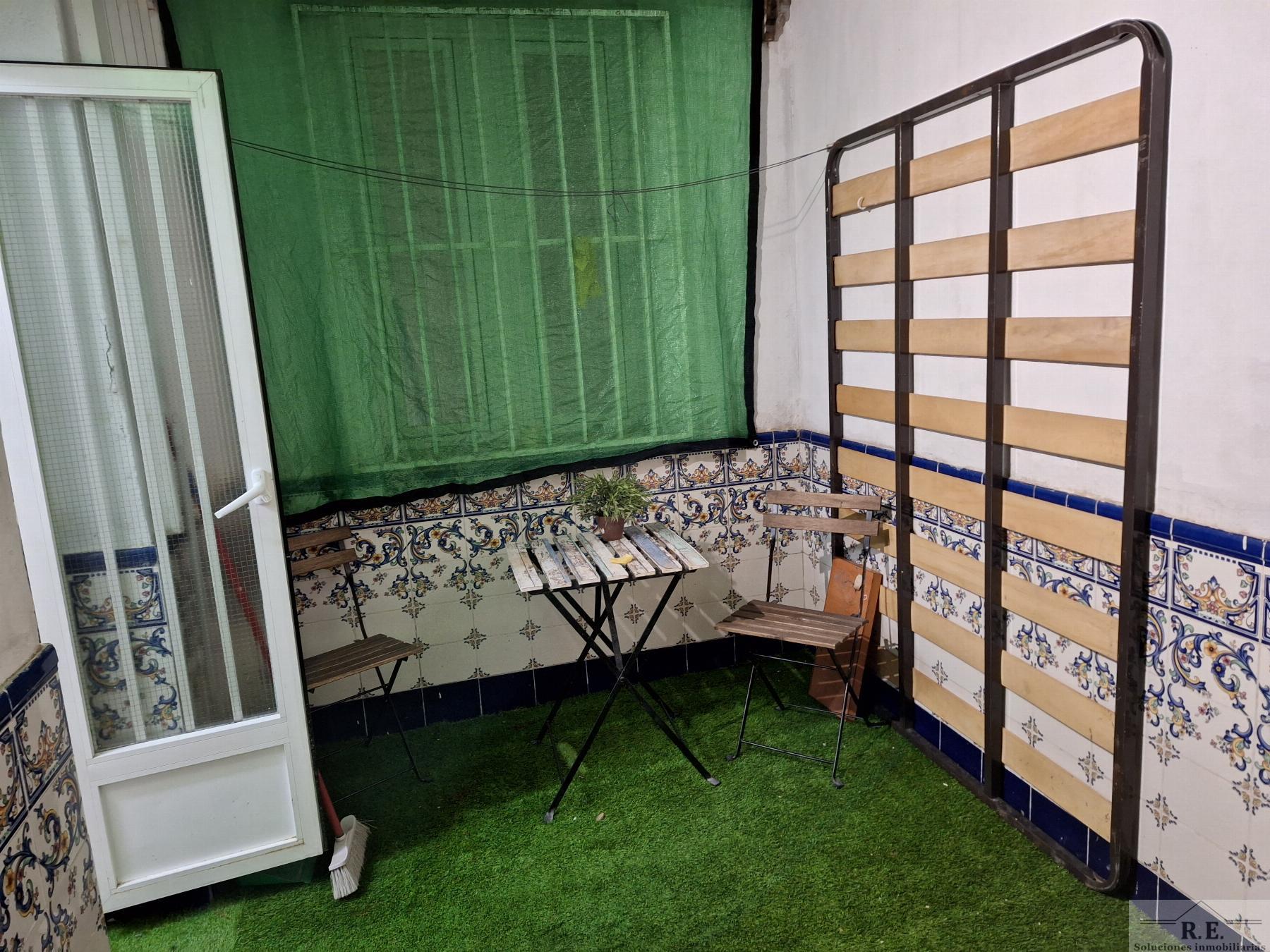 For sale of apartment in Madrid