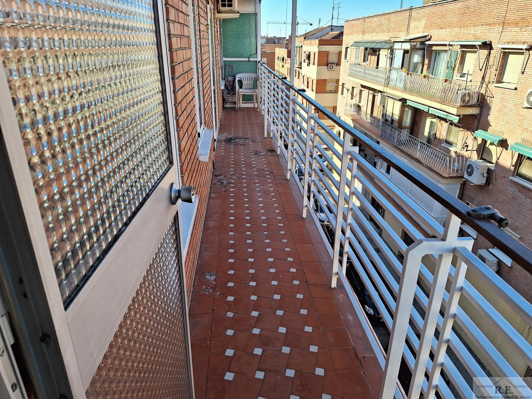 For sale of flat in Madrid