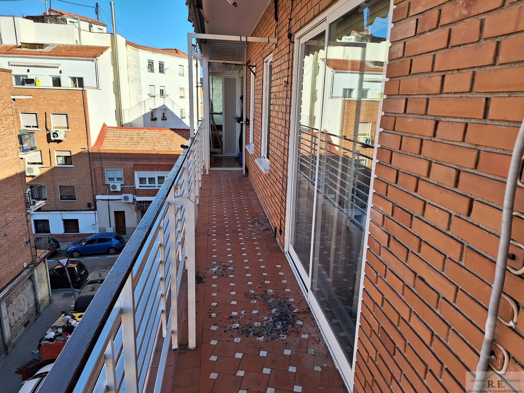 For sale of flat in Madrid