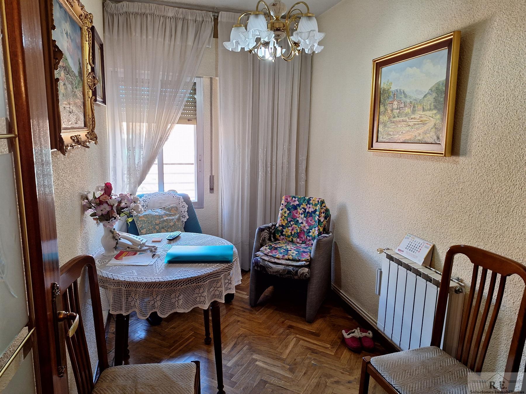 For sale of flat in Madrid