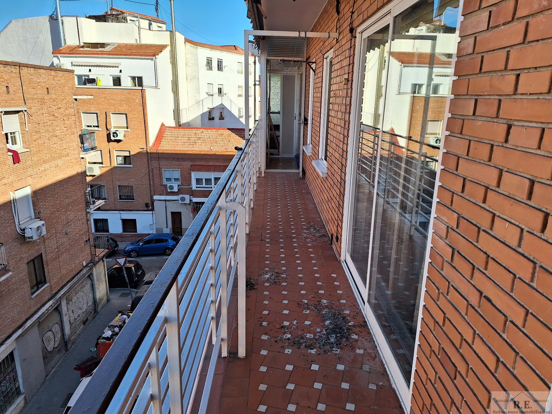 For sale of flat in Madrid
